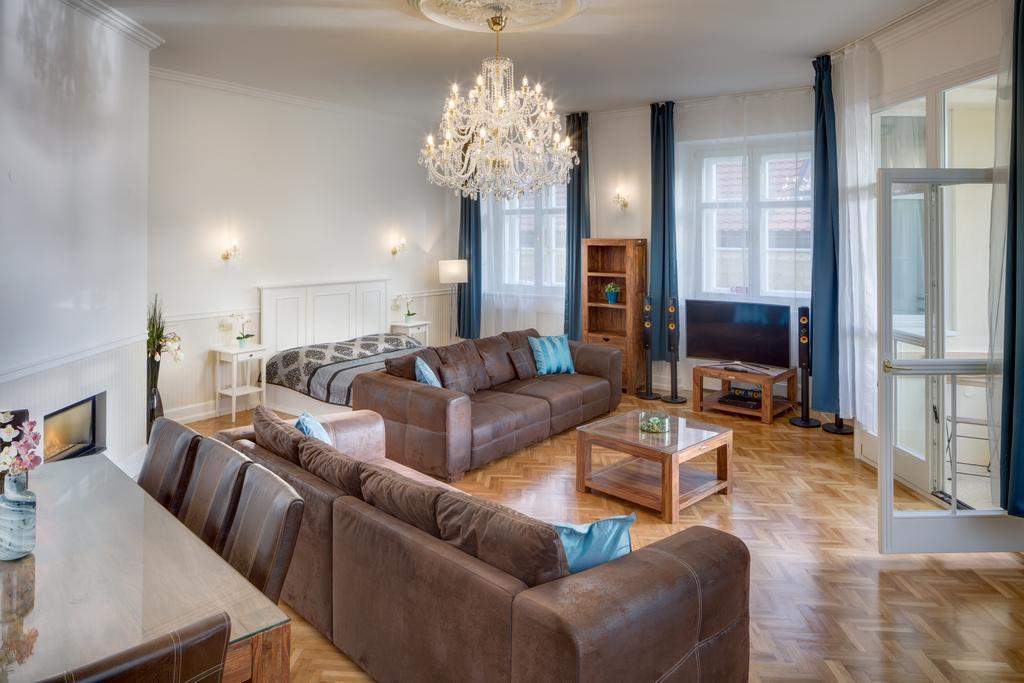 פראג Smetanovo Nabrezi - Riverview Old Town Apartment מראה חיצוני תמונה